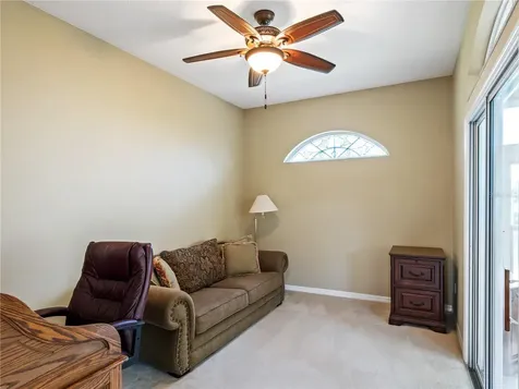 5705 King James Avenue Leesburg FL 34748