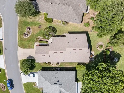 5705 King James Avenue Leesburg FL 34748