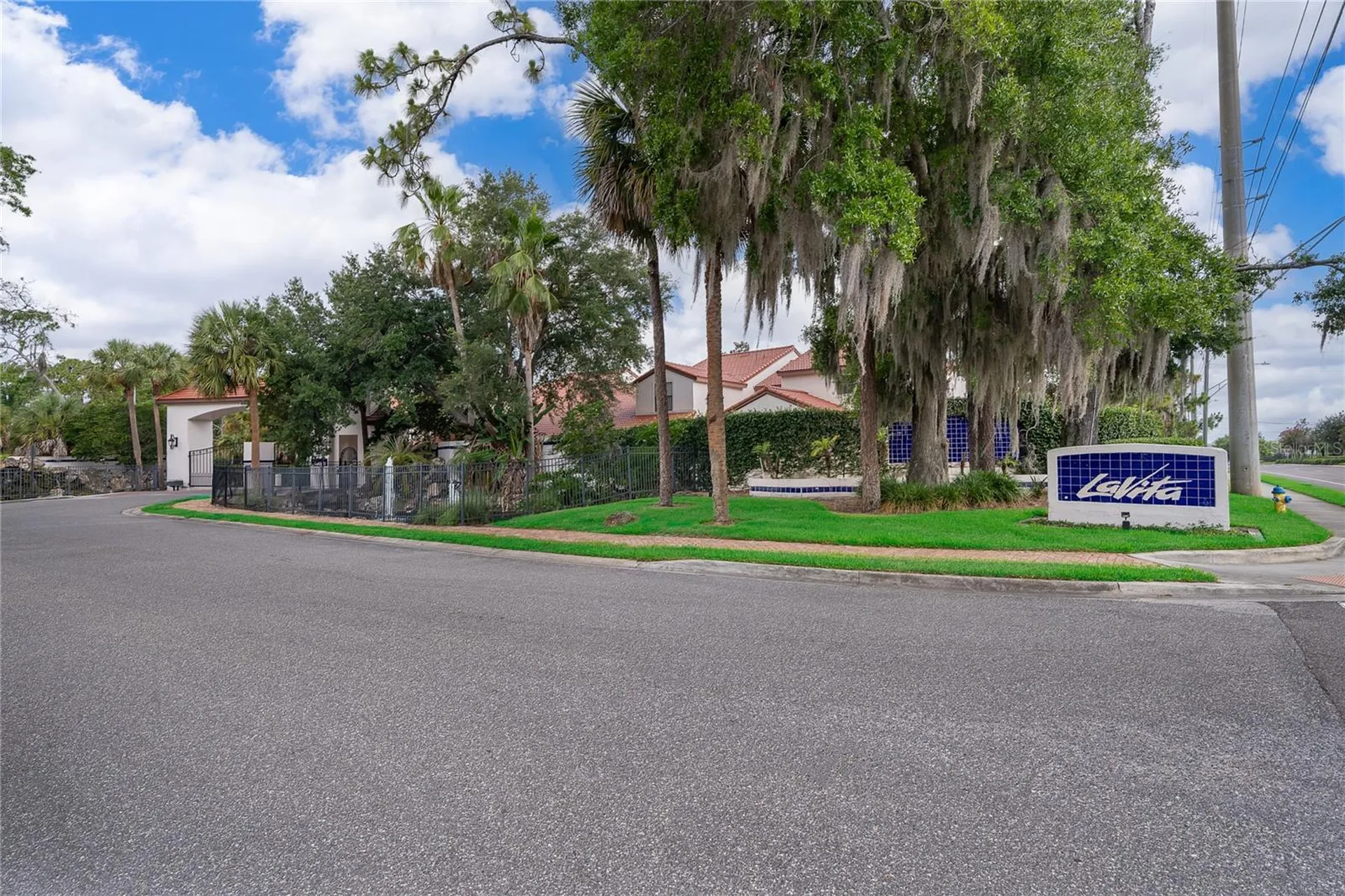520 Via Verona Lane Altamonte Springs FL 32714