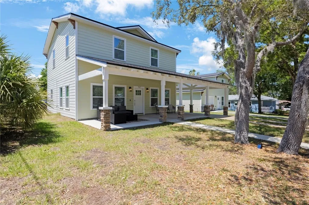 707 N Disston Avenue Tarpon Springs FL 34689