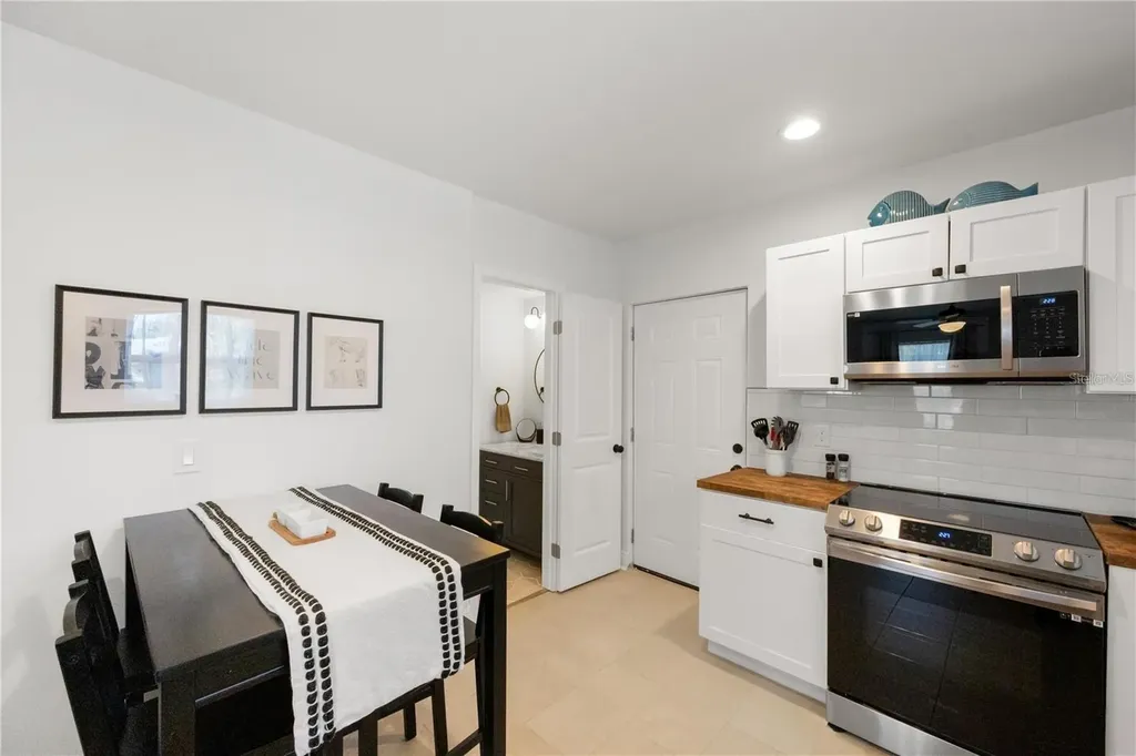 707 N Disston Avenue Tarpon Springs FL 34689