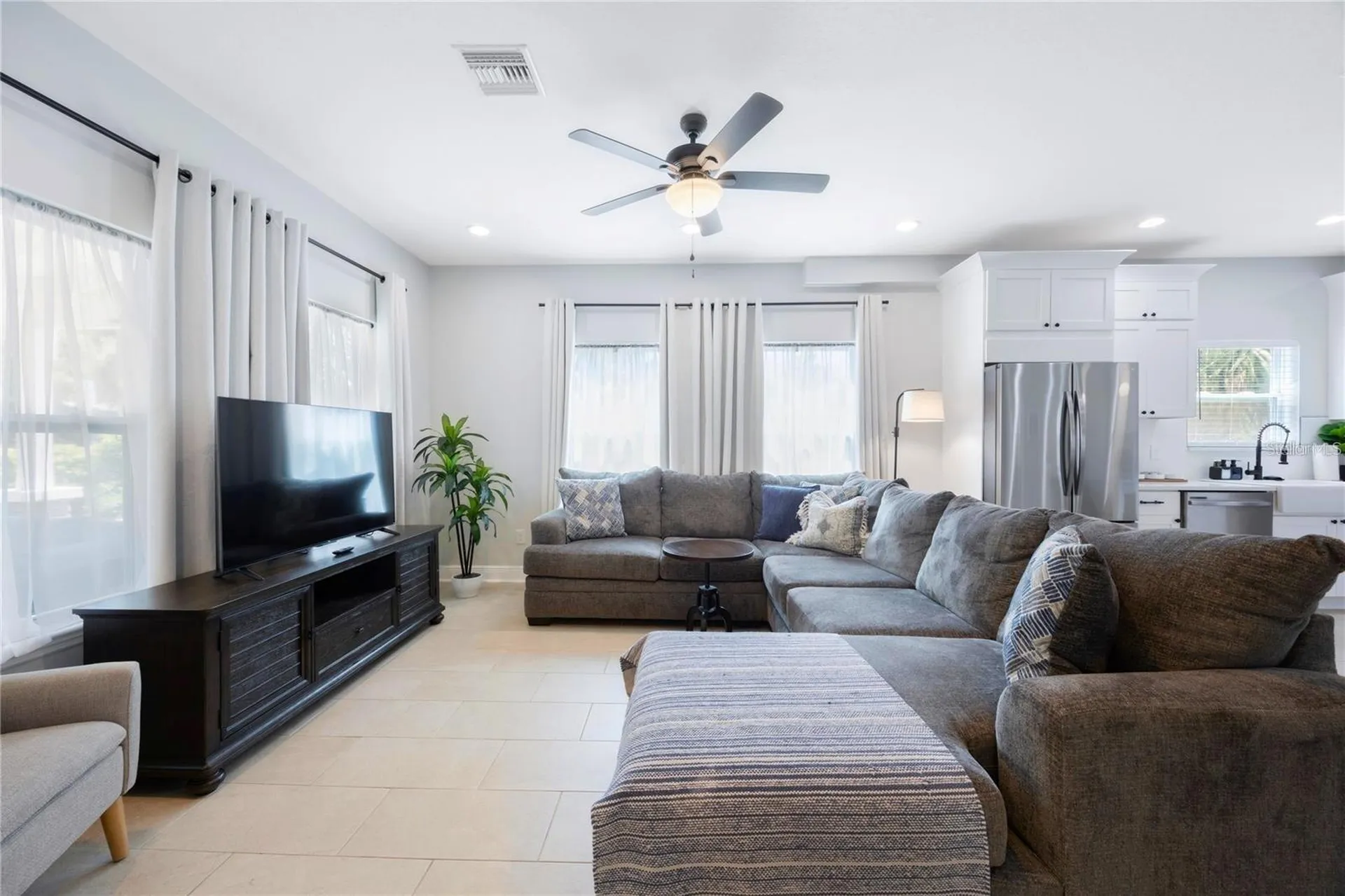 707 N Disston Avenue Tarpon Springs FL 34689