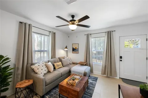 707 N Disston Avenue Tarpon Springs FL 34689
