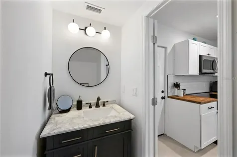 707 N Disston Avenue Tarpon Springs FL 34689