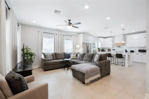 707 N Disston Avenue Tarpon Springs FL 34689