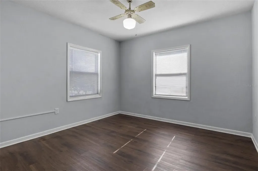 205 W Maple Street Davenport FL 33837