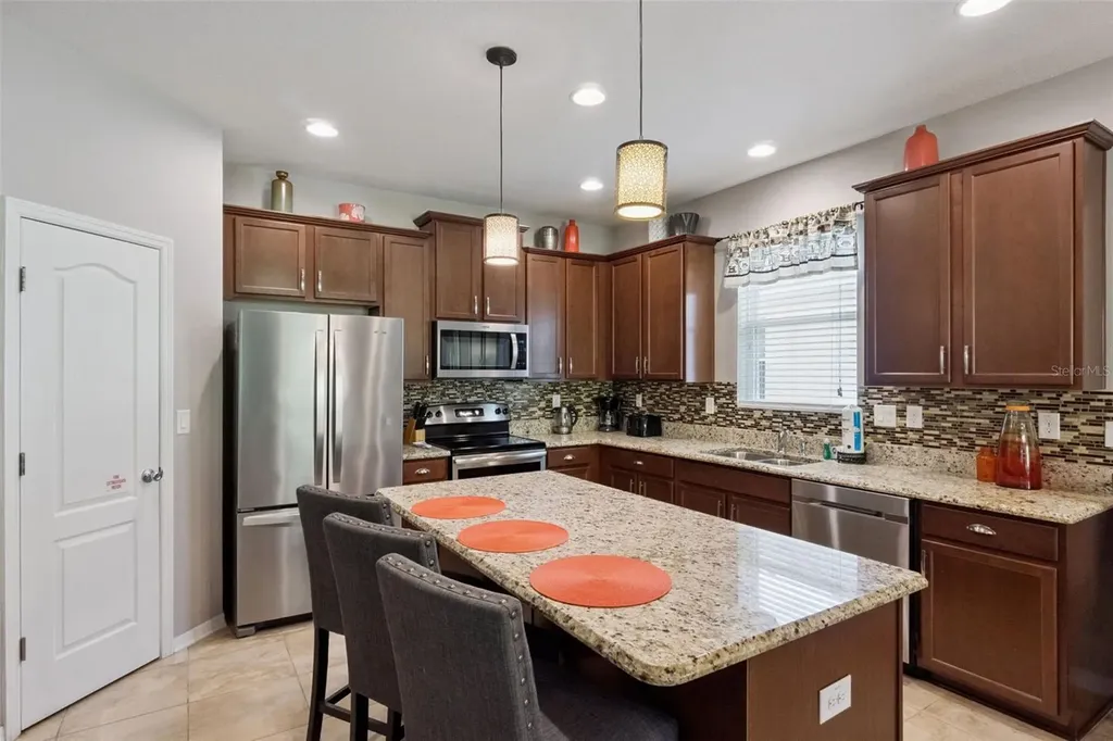 457 Bridgeford Crossing Boulevard Davenport FL 33837