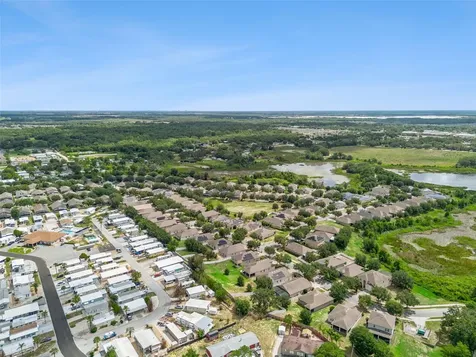457 Bridgeford Crossing Boulevard Davenport FL 33837