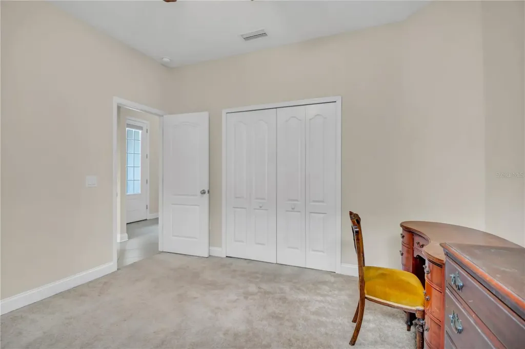 8013 Hampton Glen Drive Tampa FL 33647