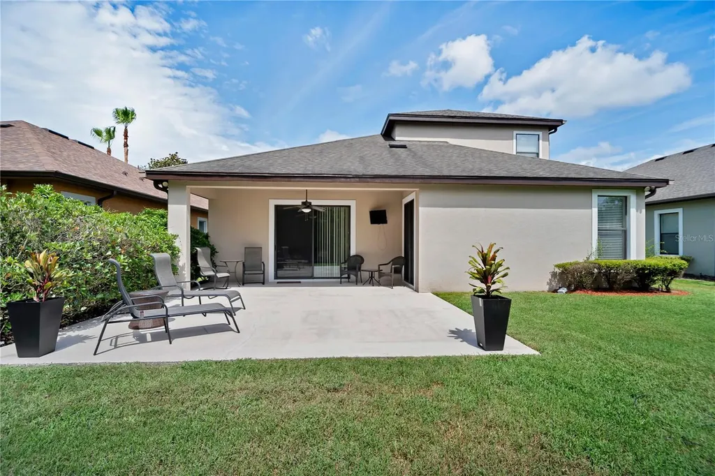 8013 Hampton Glen Drive Tampa FL 33647