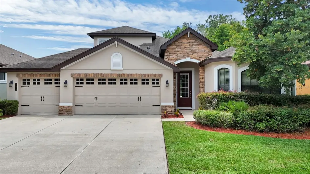 8013 Hampton Glen Drive Tampa FL 33647