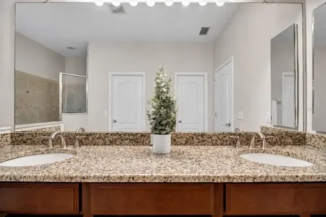 8013 Hampton Glen Drive Tampa FL 33647