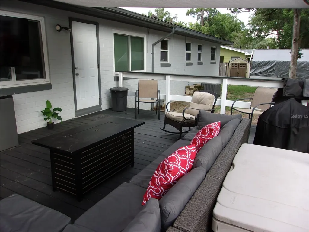 428 NE 21st Terrace Ocala FL 34470
