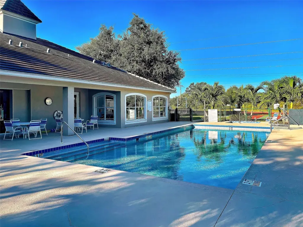 155 Grand Oak Circle Venice FL 34292