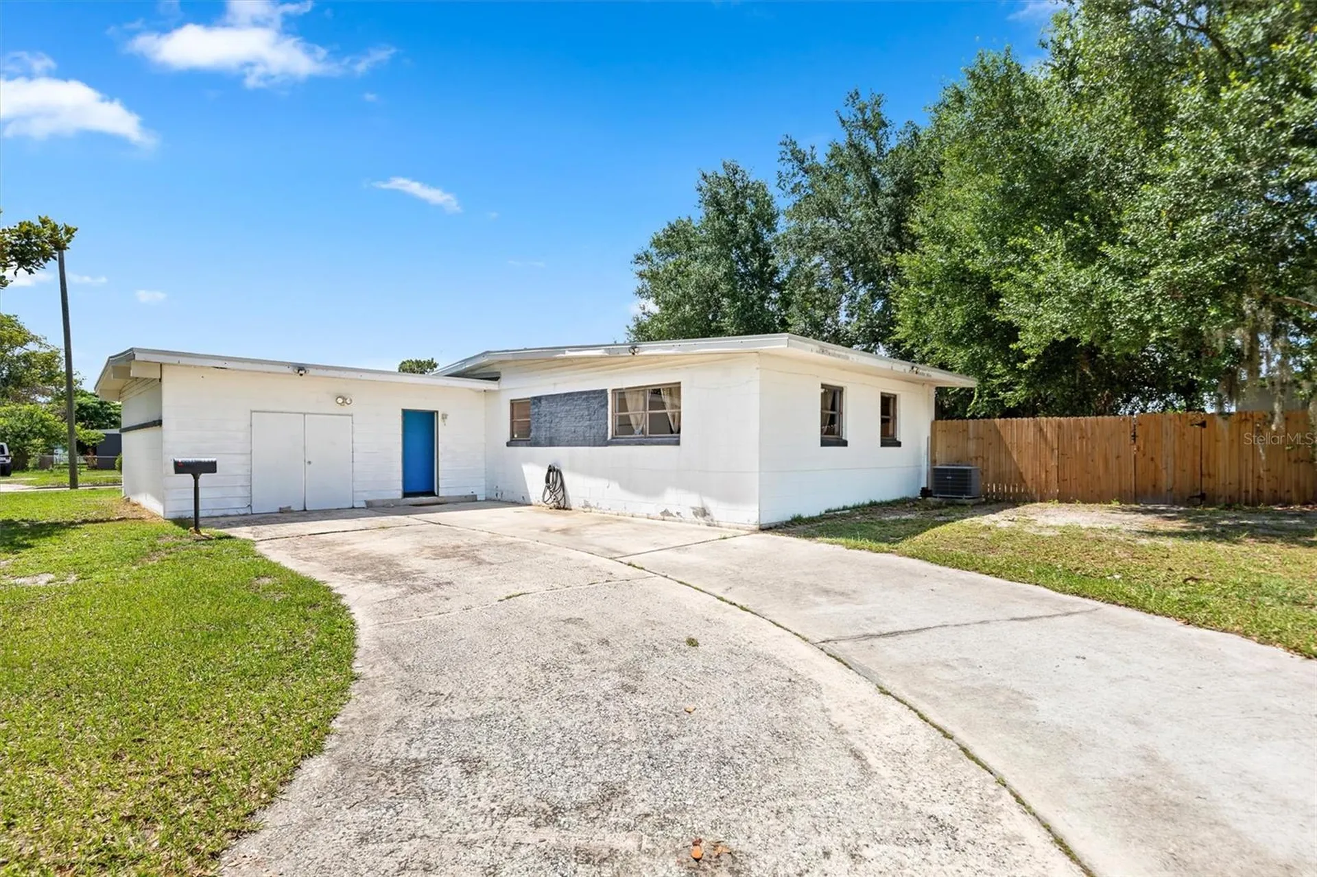 6301 Mackenzie Street Orlando FL 32807