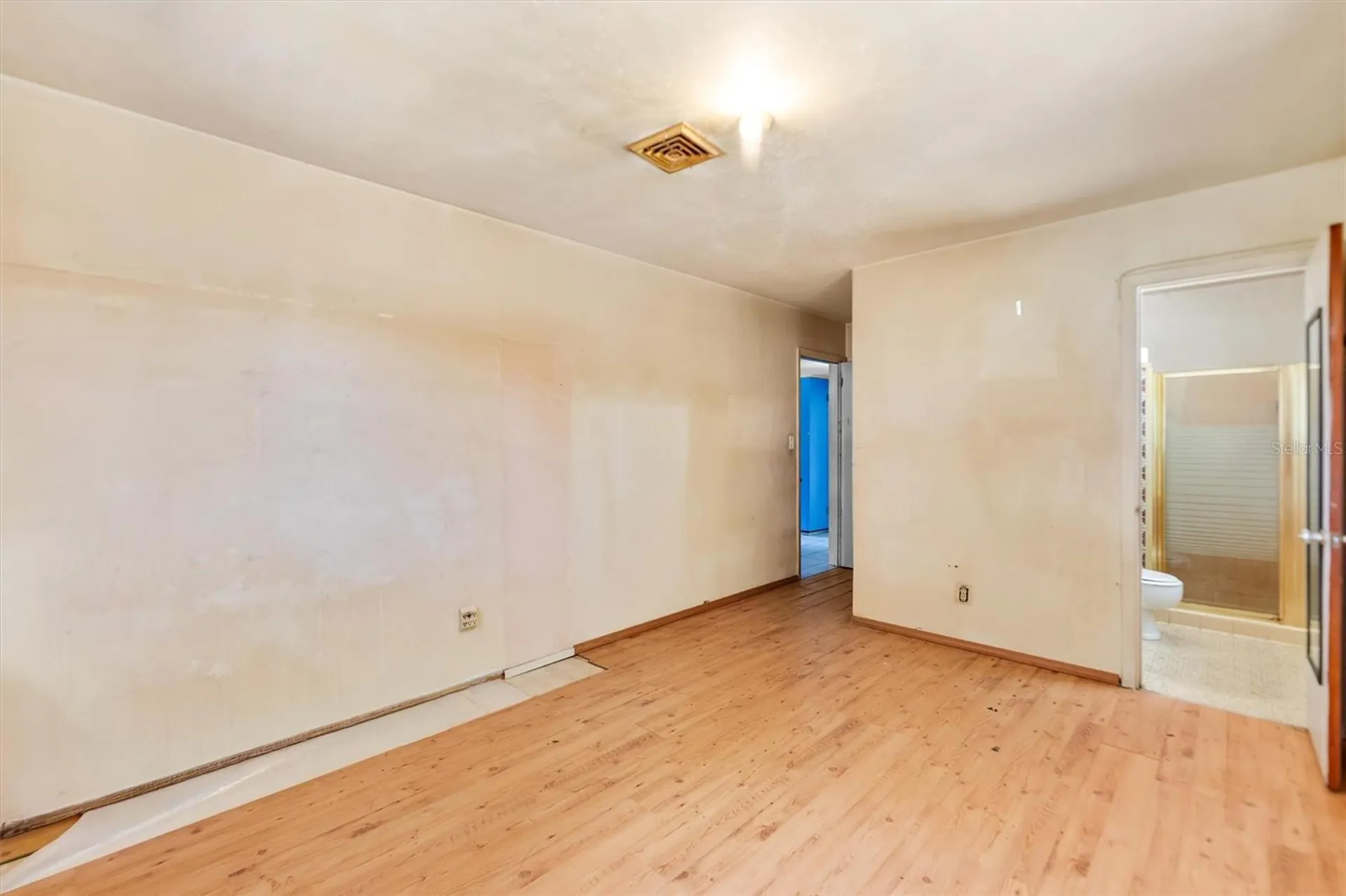 6301 Mackenzie Street Orlando FL 32807