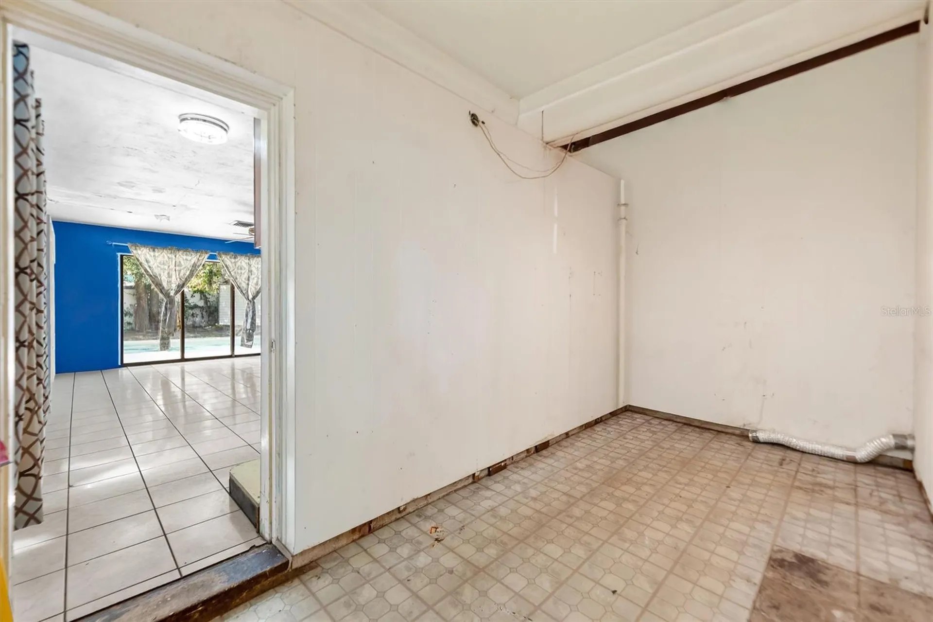 6301 Mackenzie Street Orlando FL 32807