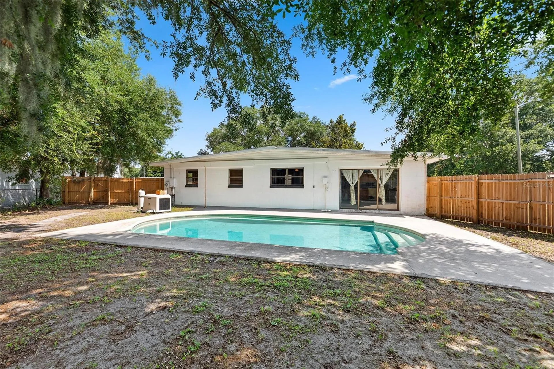 6301 Mackenzie Street Orlando FL 32807