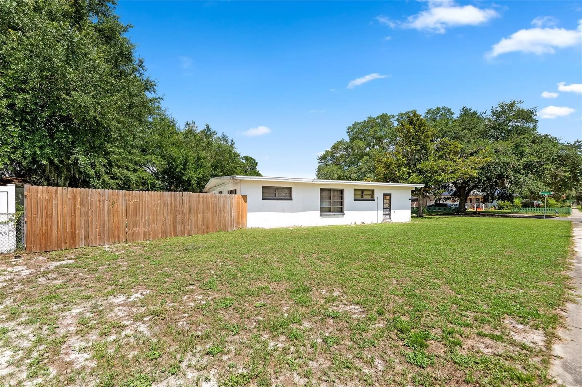 6301 Mackenzie Street Orlando FL 32807