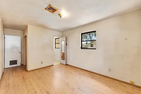 6301 Mackenzie Street Orlando FL 32807