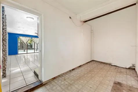 6301 Mackenzie Street Orlando FL 32807