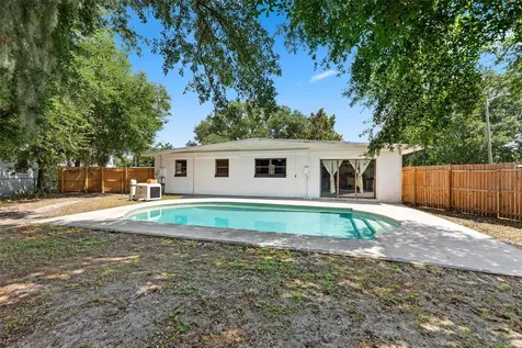 6301 Mackenzie Street Orlando FL 32807
