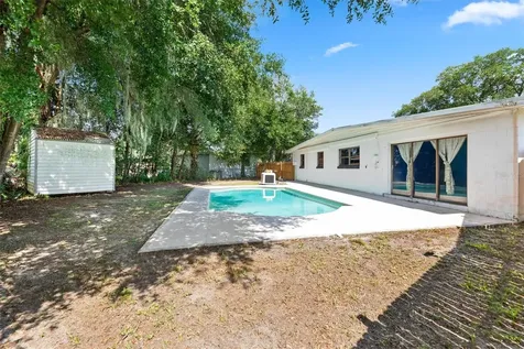 6301 Mackenzie Street Orlando FL 32807