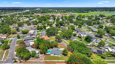 6301 Mackenzie Street Orlando FL 32807