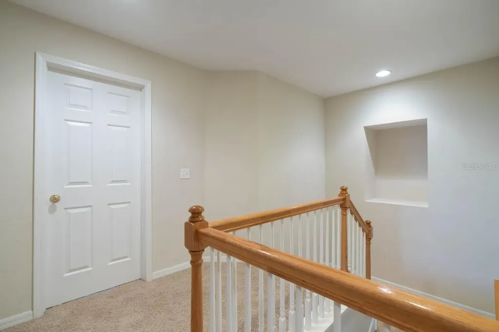 16126 Bridgecrossing Drive Lithia FL 33547
