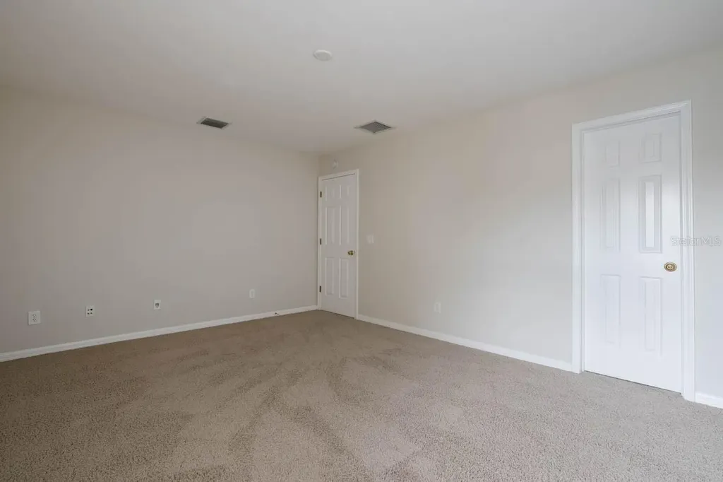 16126 Bridgecrossing Drive Lithia FL 33547