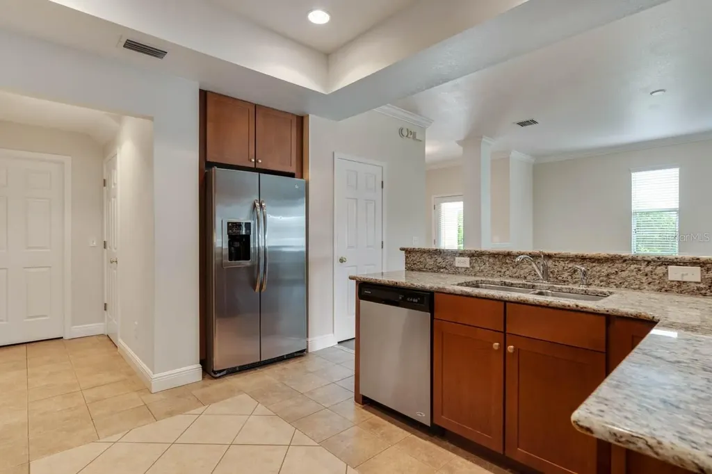 16126 Bridgecrossing Drive Lithia FL 33547