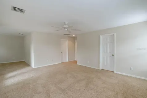16126 Bridgecrossing Drive Lithia FL 33547