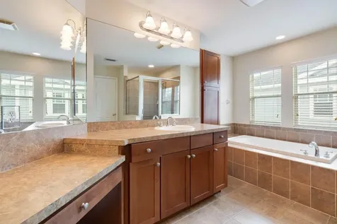 16126 Bridgecrossing Drive Lithia FL 33547