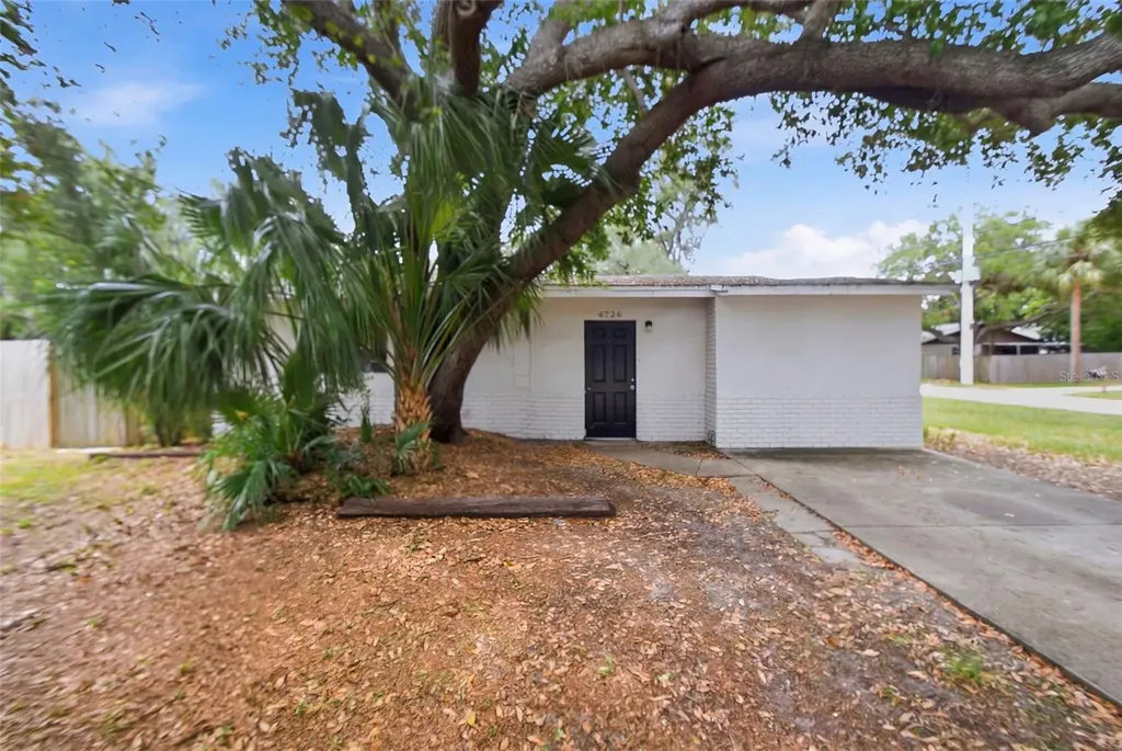 6726 S Dauphin Avenue Tampa FL 33611