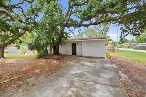 6726 S Dauphin Avenue Tampa FL 33611