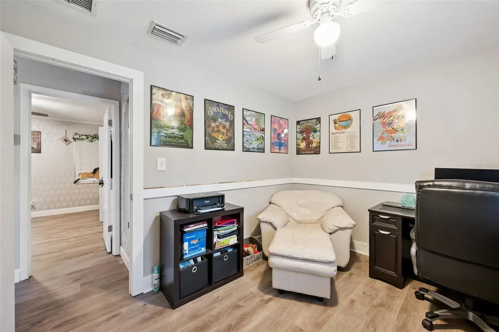 1335 Yvonne Street Apopka FL 32712