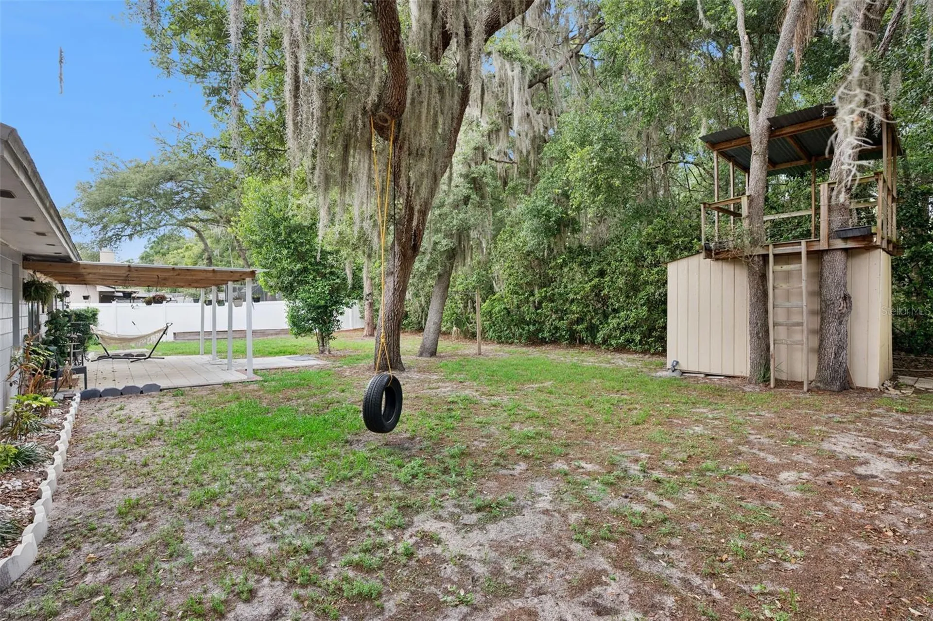 1335 Yvonne Street Apopka FL 32712