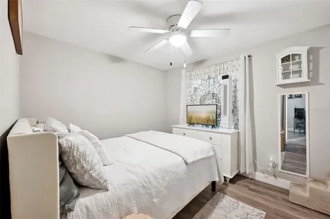 1335 Yvonne Street Apopka FL 32712