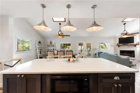 17601 1st Street E Redington Shores FL 33708