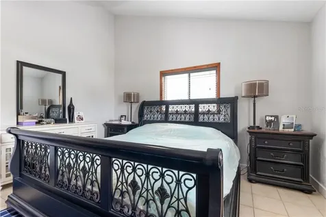 17601 1st Street E Redington Shores FL 33708