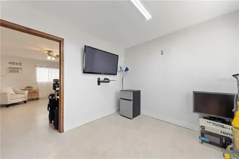 17601 1st Street E Redington Shores FL 33708