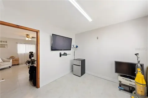 17601 1st Street E Redington Shores FL 33708