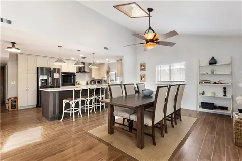 17601 1st Street E Redington Shores FL 33708