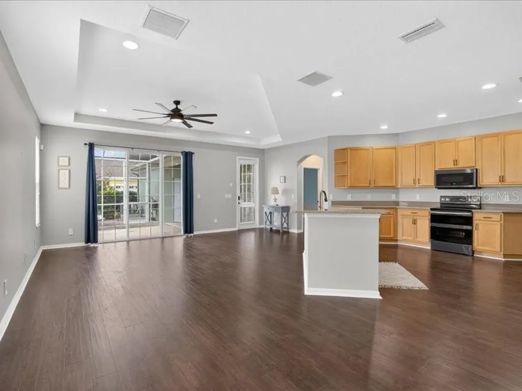 5513 Golden Isles Drive Apollo Beach FL 33572