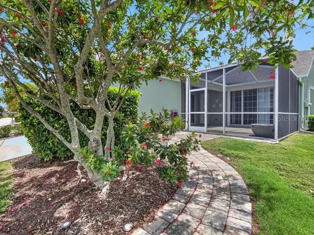 5513 Golden Isles Drive Apollo Beach FL 33572