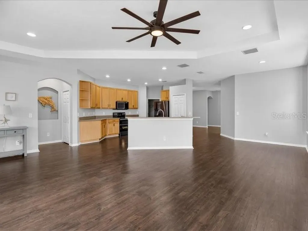 5513 Golden Isles Drive Apollo Beach FL 33572