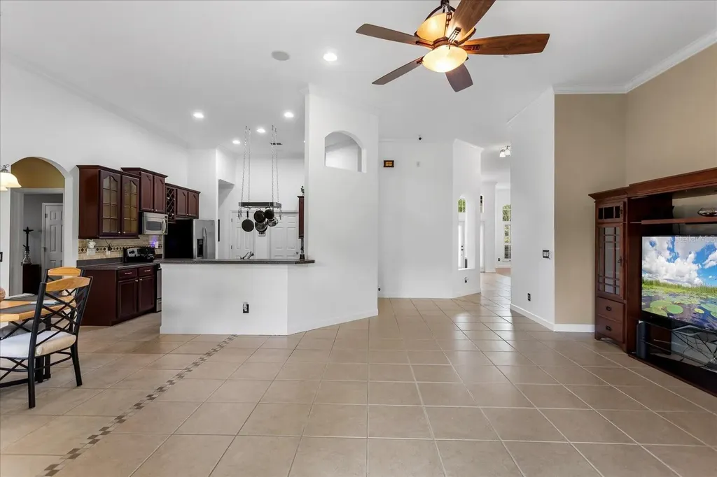 9997 Chardonnay Drive Orlando FL 32832