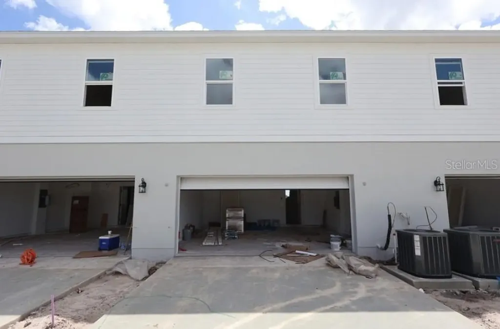 5596 Coopers Hawk Court St Cloud FL 34772