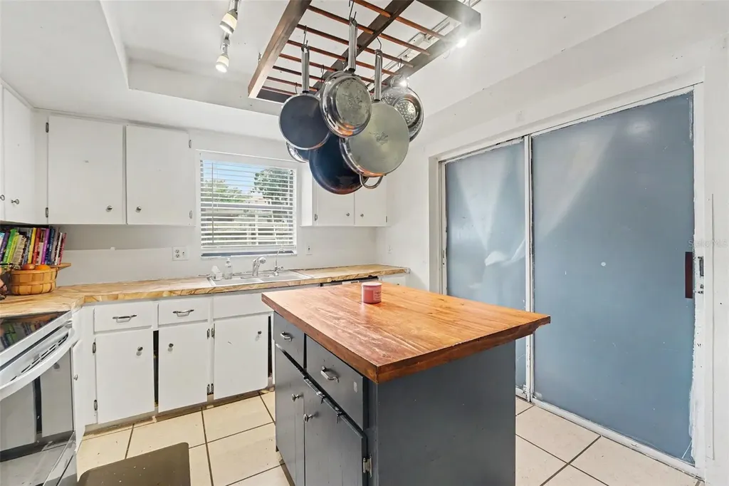 1215 Persimmon Drive Holiday FL 34691