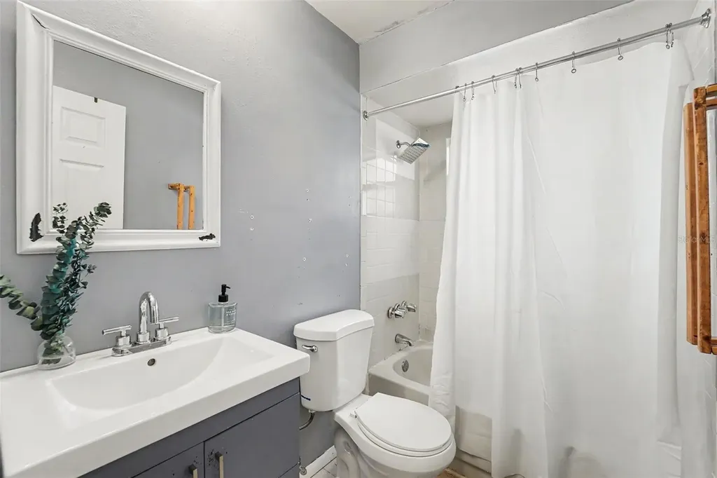1215 Persimmon Drive Holiday FL 34691